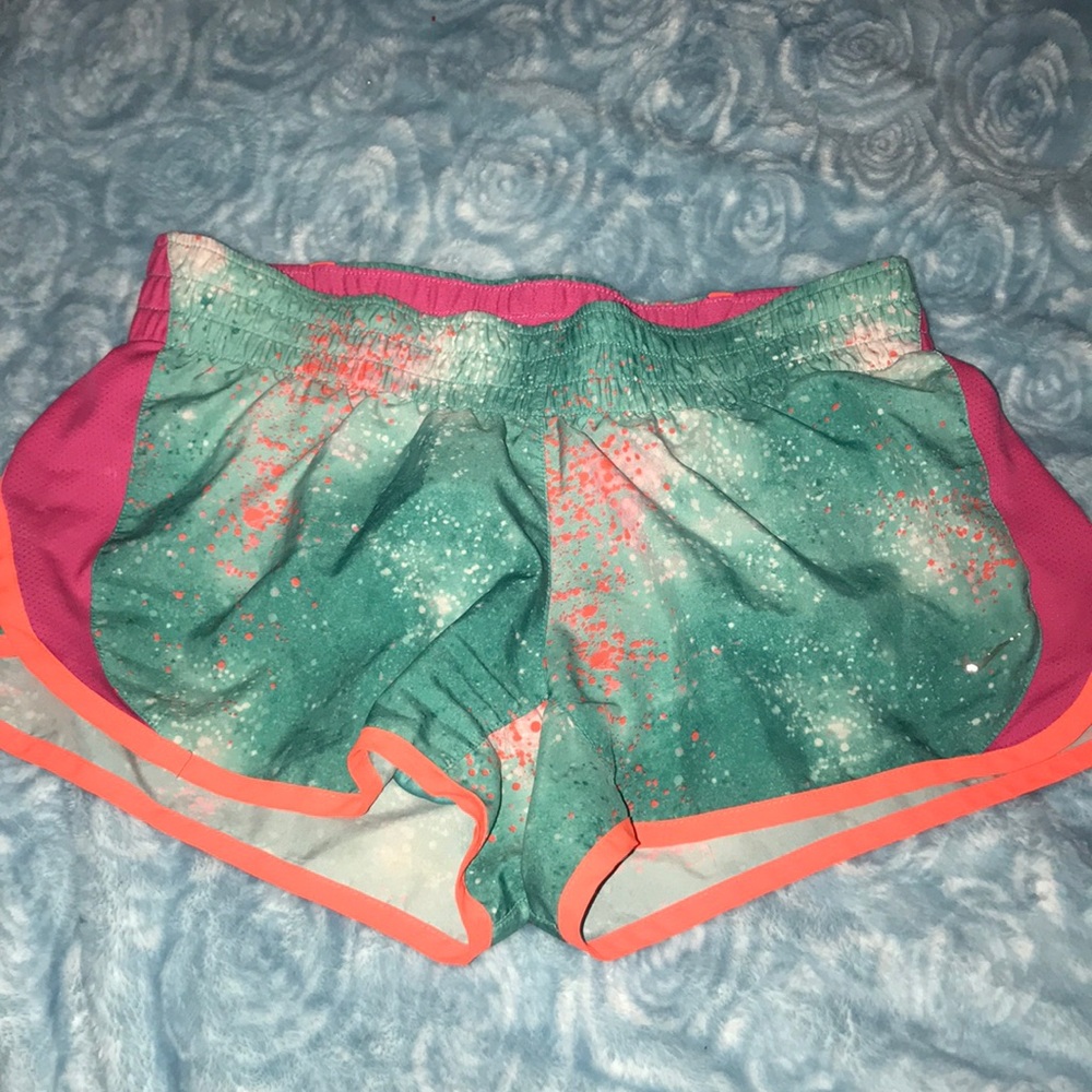 GORGEOUS NIKE SHORTS!